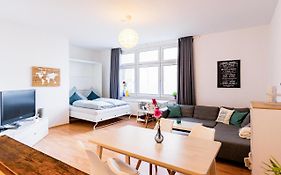 Helle Wohnung In Top-Lage, Hasselbachplatz - Altstadt, W-Lan, 4 Schlafplaetze